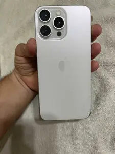 I phone 15 pro max 