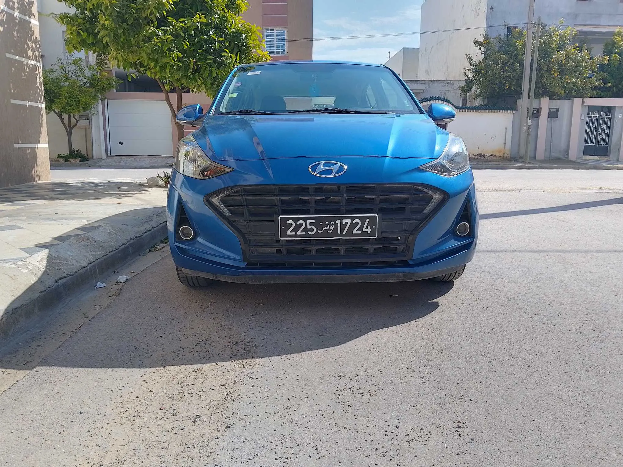 hyundai grand i10 populaire très propre.tel:56177695