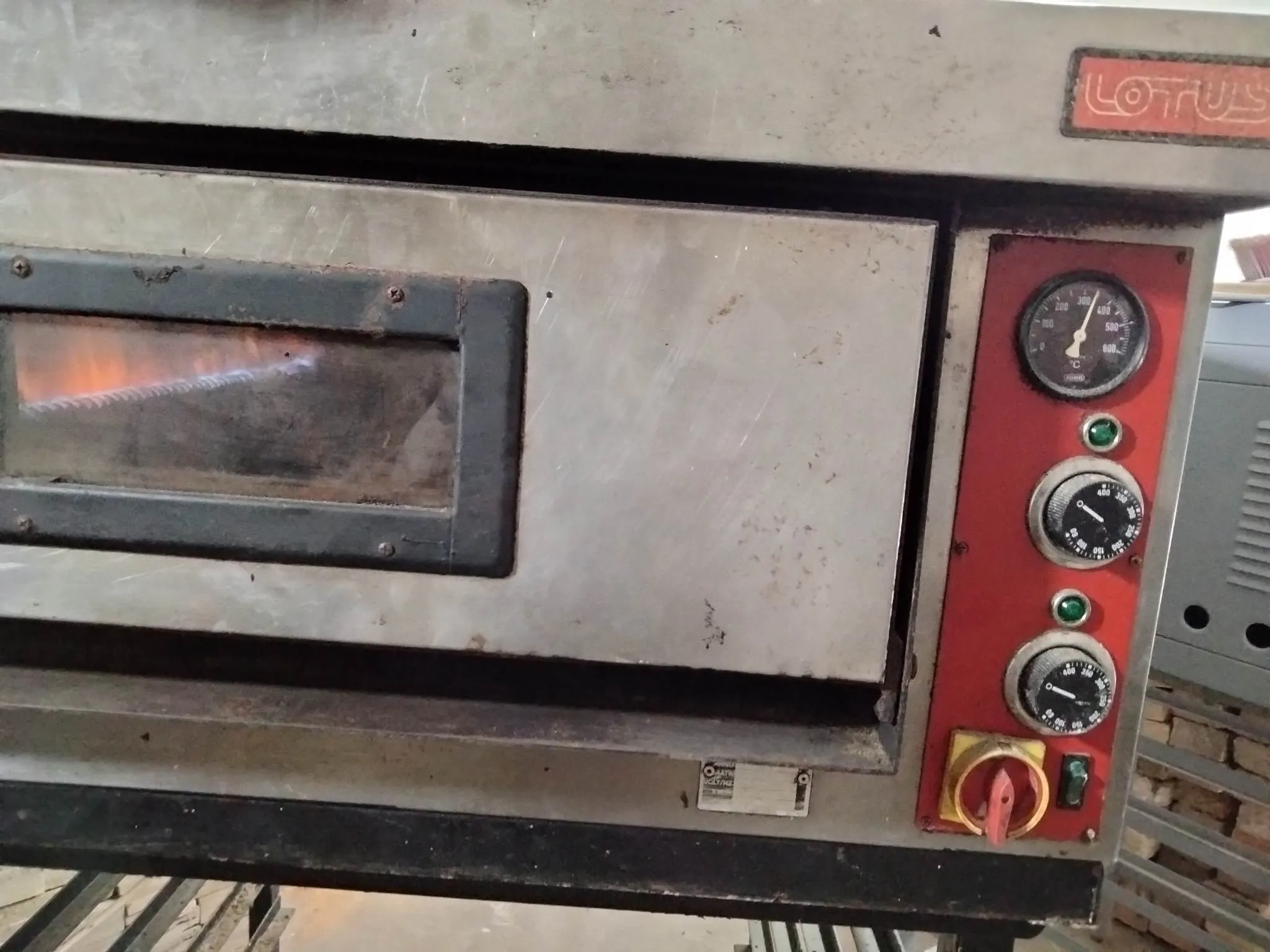vente fours pizza a gaz