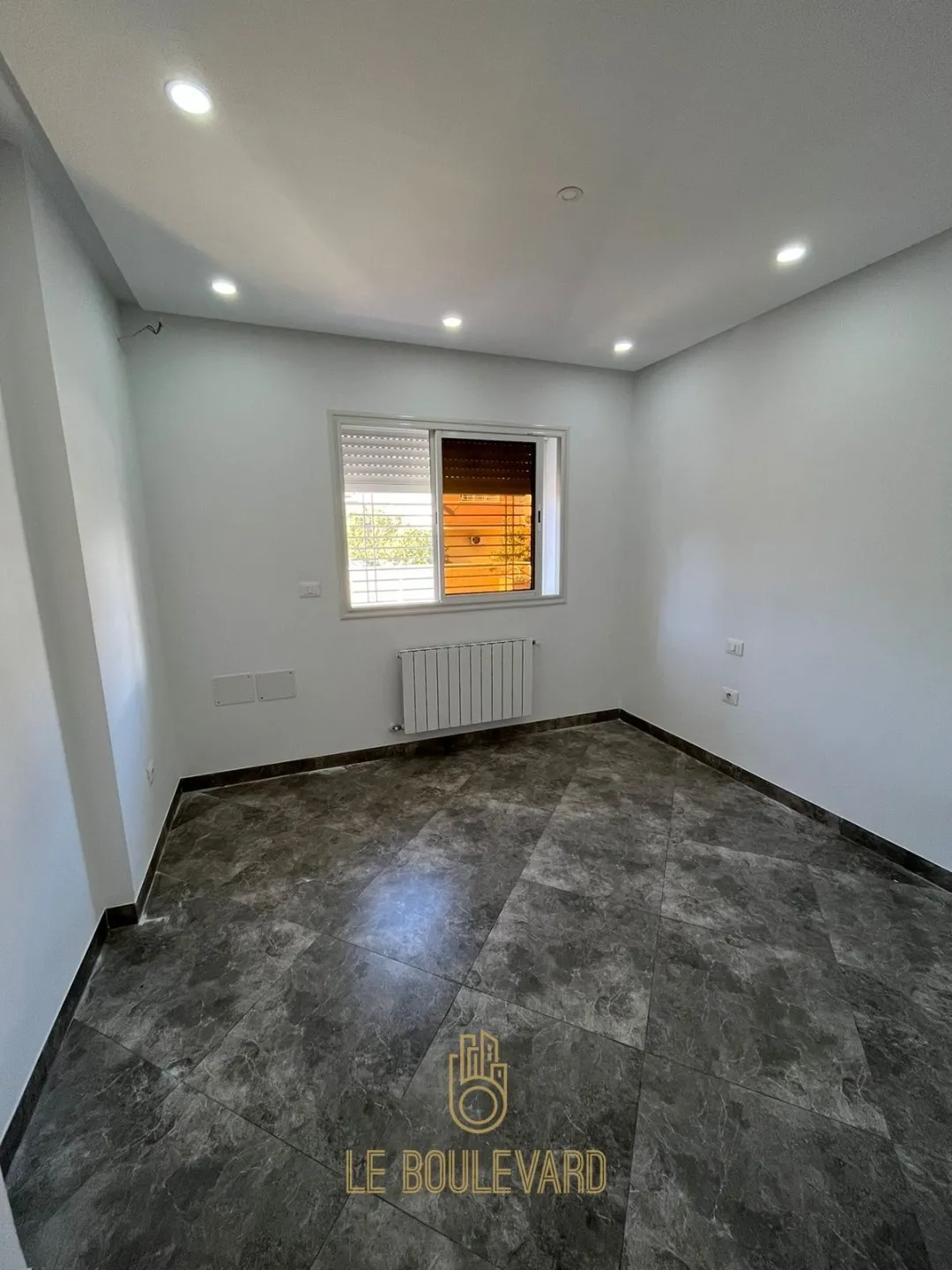 A Louer Rez-de-chaussée S+2 Haut Standing Vide à Sidi Mahersi, Nabeul