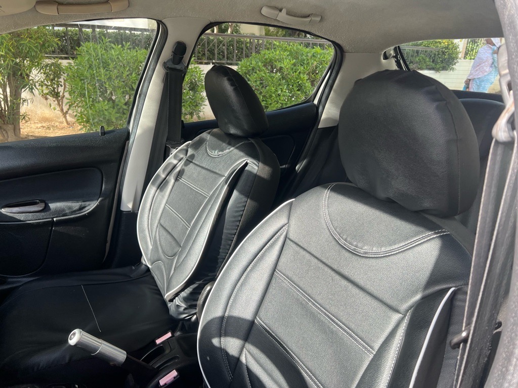 Peugeot tout option première main d'origine