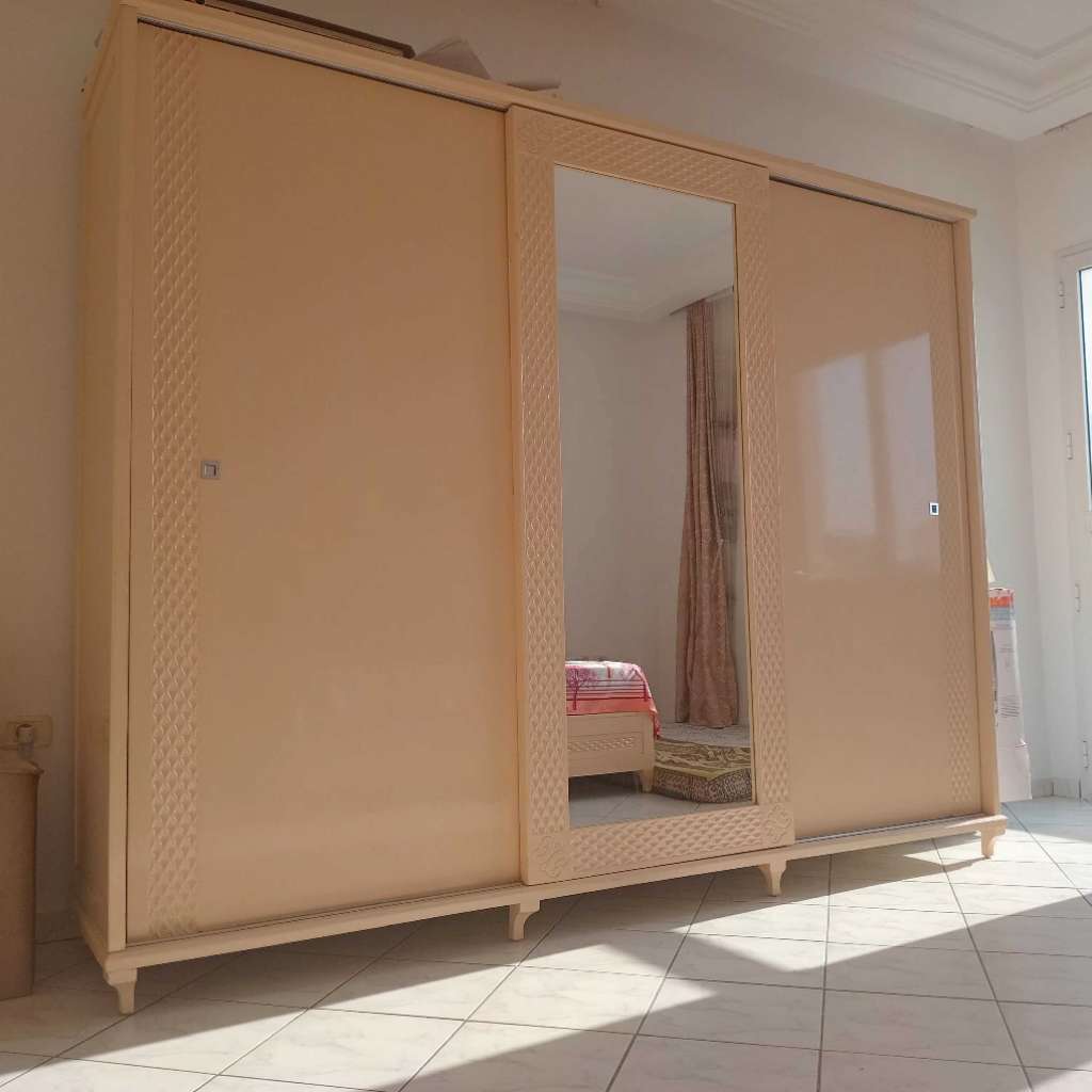 Très bonne affaire : chambre à coucher 