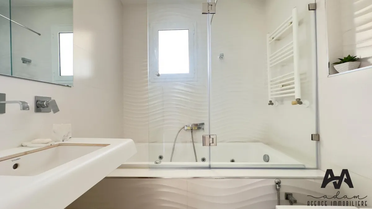 Appartement s+1 meublé vue de mer à Mrezga, Nabeul.