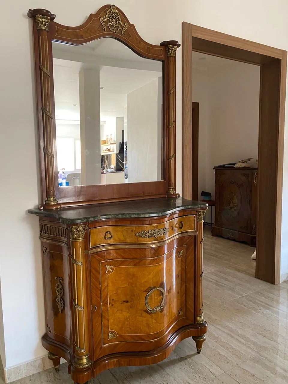MEUBLE ANTIQUE