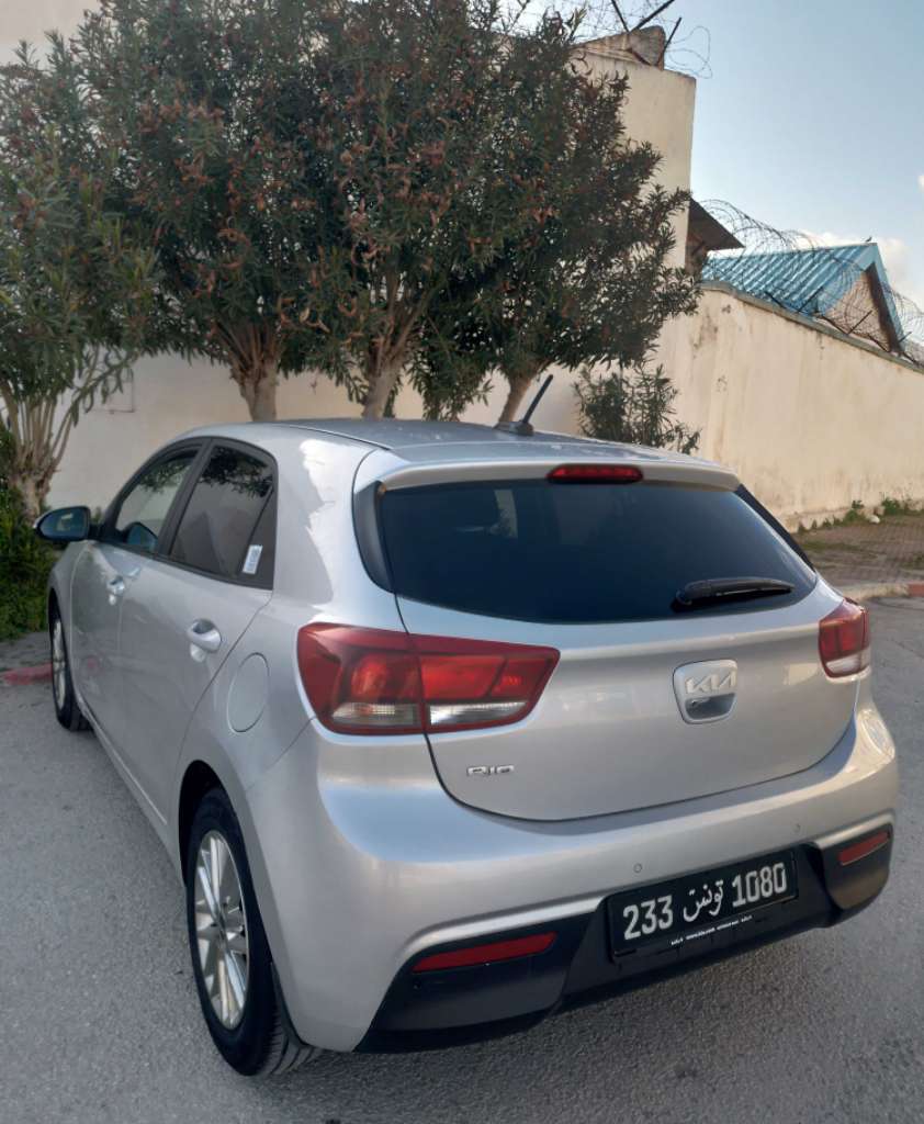 KIA RIO SX PREMIERE MAIN 