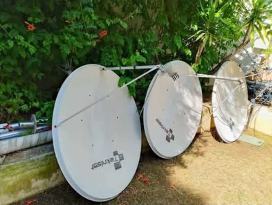 4 parabole 3 support 2 tête