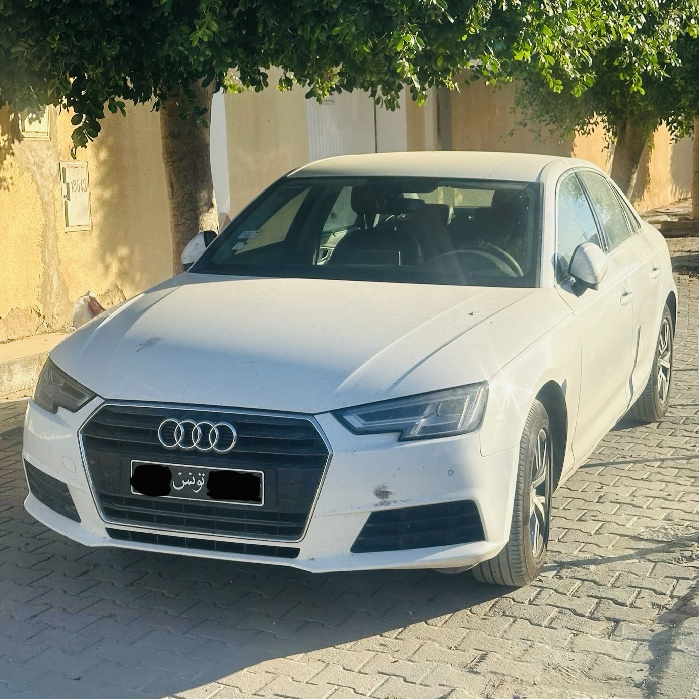 Audi a4 tfsi 8cv essence