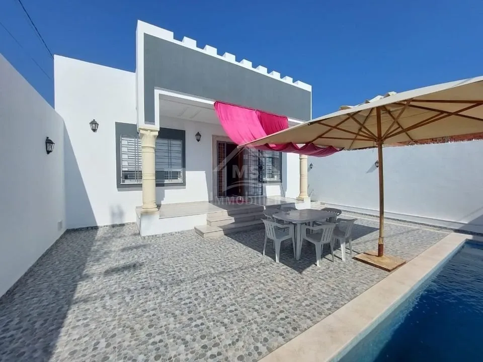Une villa meublée avec piscine à vendre à Hammamet 51355351