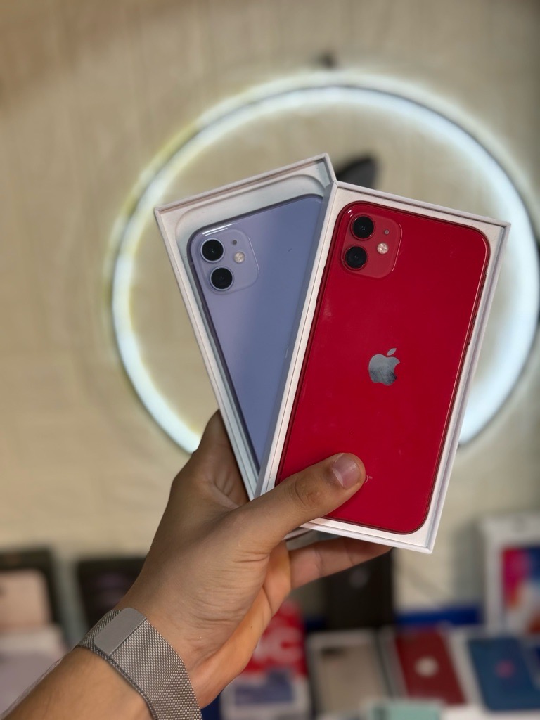 iPhone 11