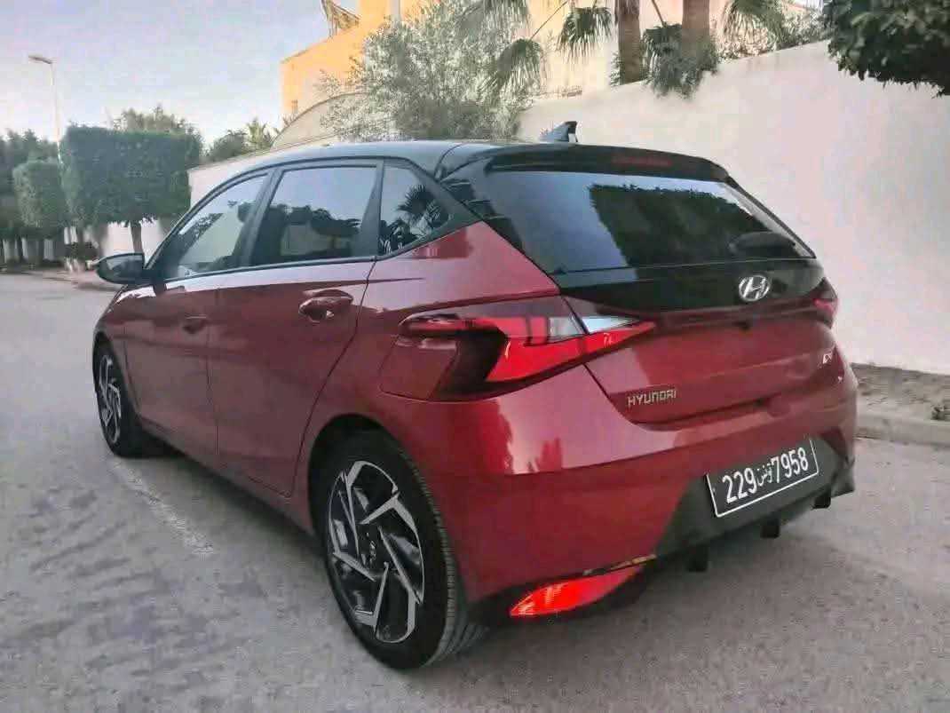 HYANDAI I 20 HIGH GRADE PREMIÈRE MAIN 