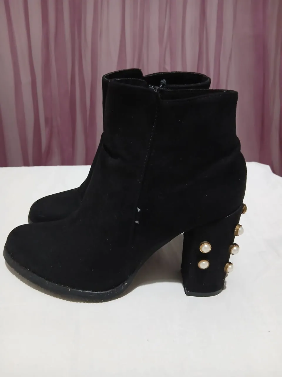 bottines daim noir pointure 37