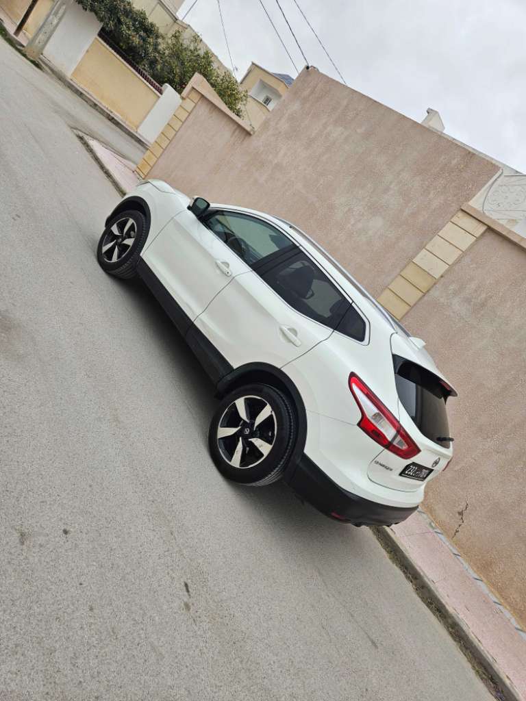 Nissan 1.5 boite 6 gazoil Tekna 2