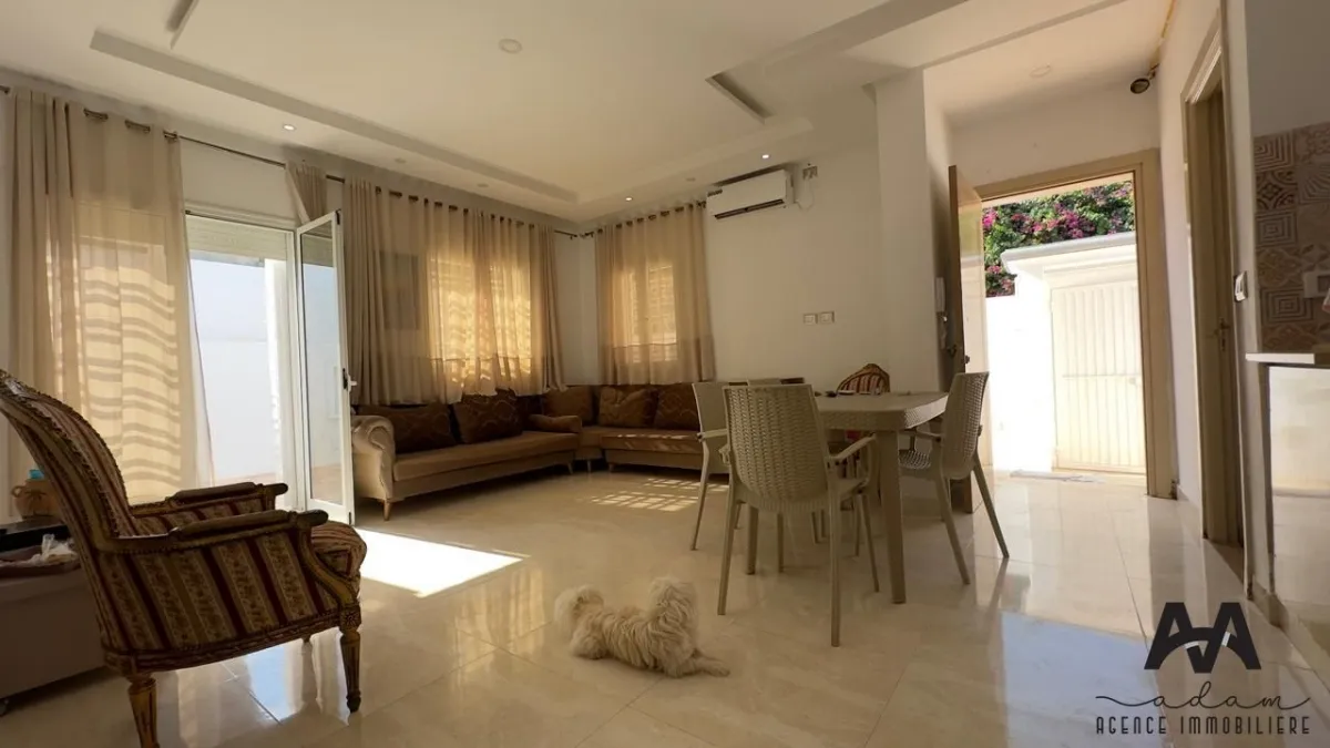 RDC de villa S+2 Meublé à Mrezga, Nabeul