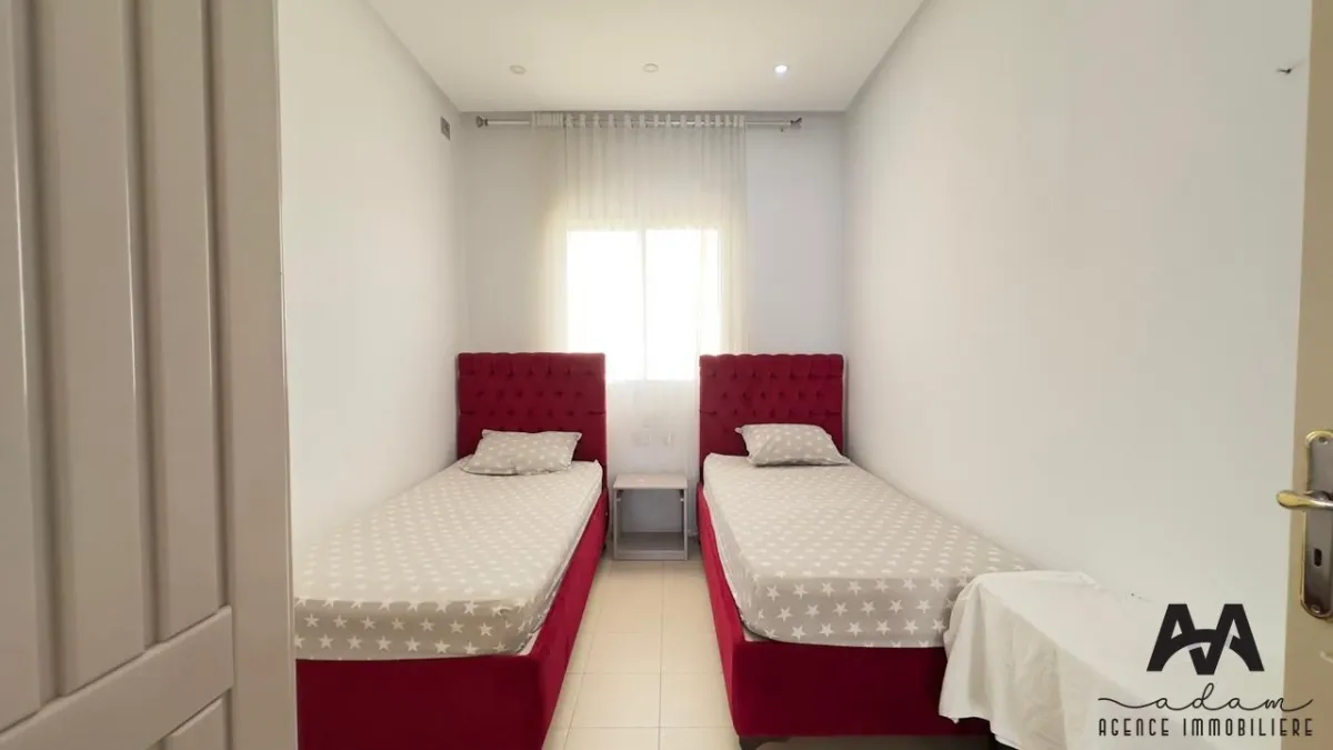 RDC de villa S+2 Meublé à Mrezga, Nabeul