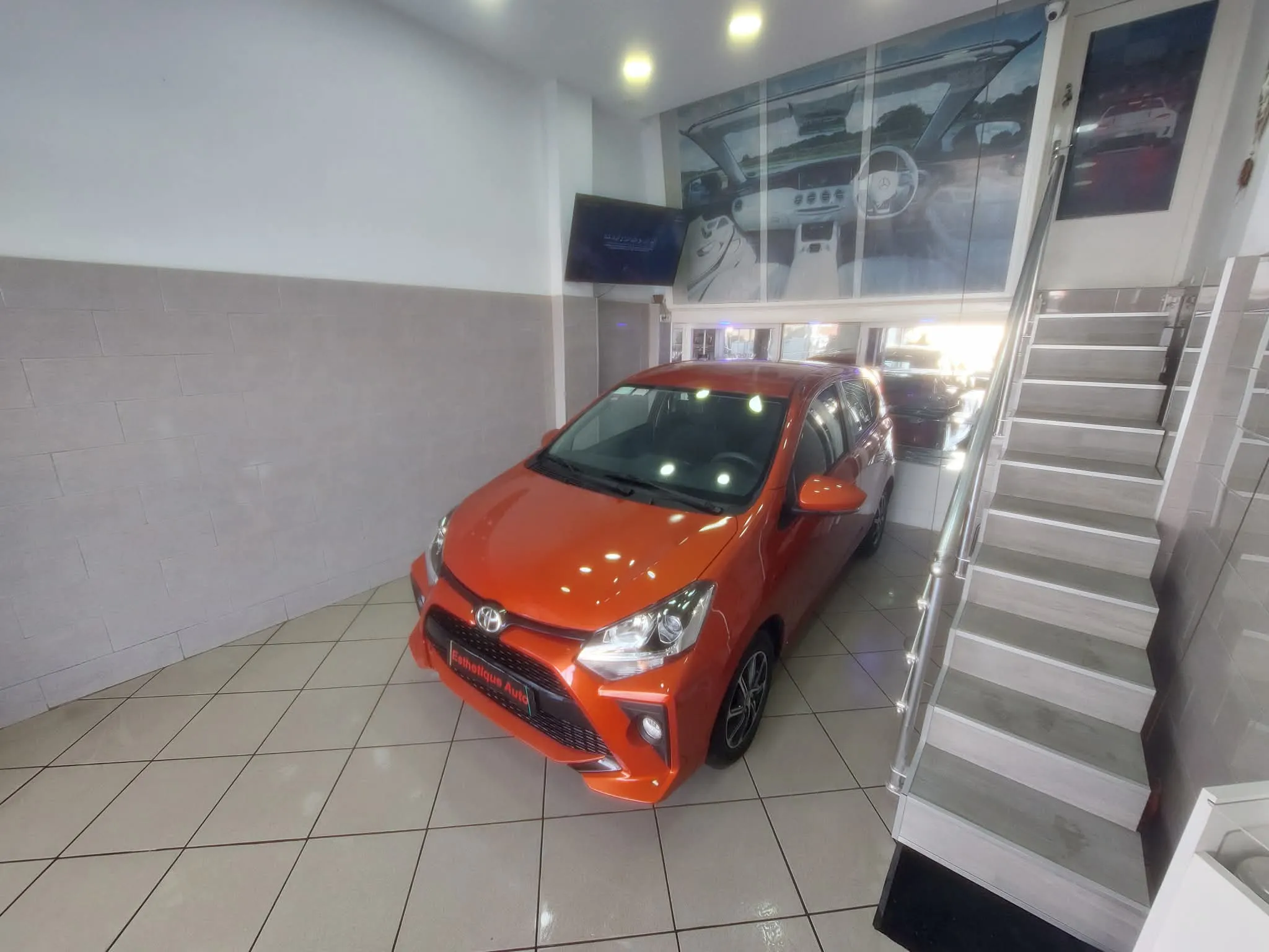 Toyota Agya 1.2 première main -Tel 98479647