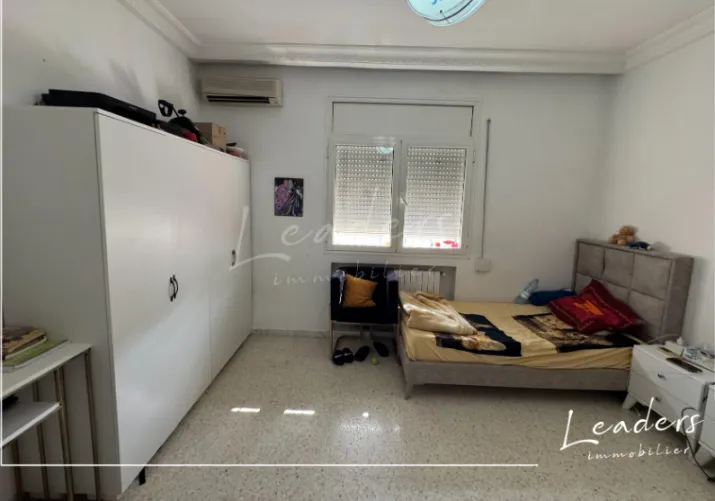 🏠 À Saisir : Grande Villa Familiale + Studio – Cité Taieb Mhiri – L’Aouina