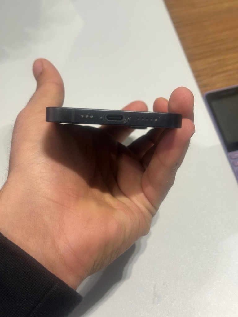 iphone 16e neuf avec son paquet 