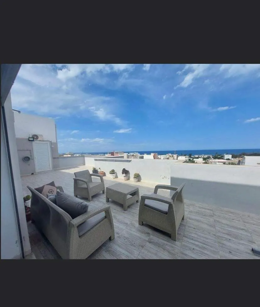 đS+2 MeublĂ© Avec vue Mer En Location | Chott Mariem