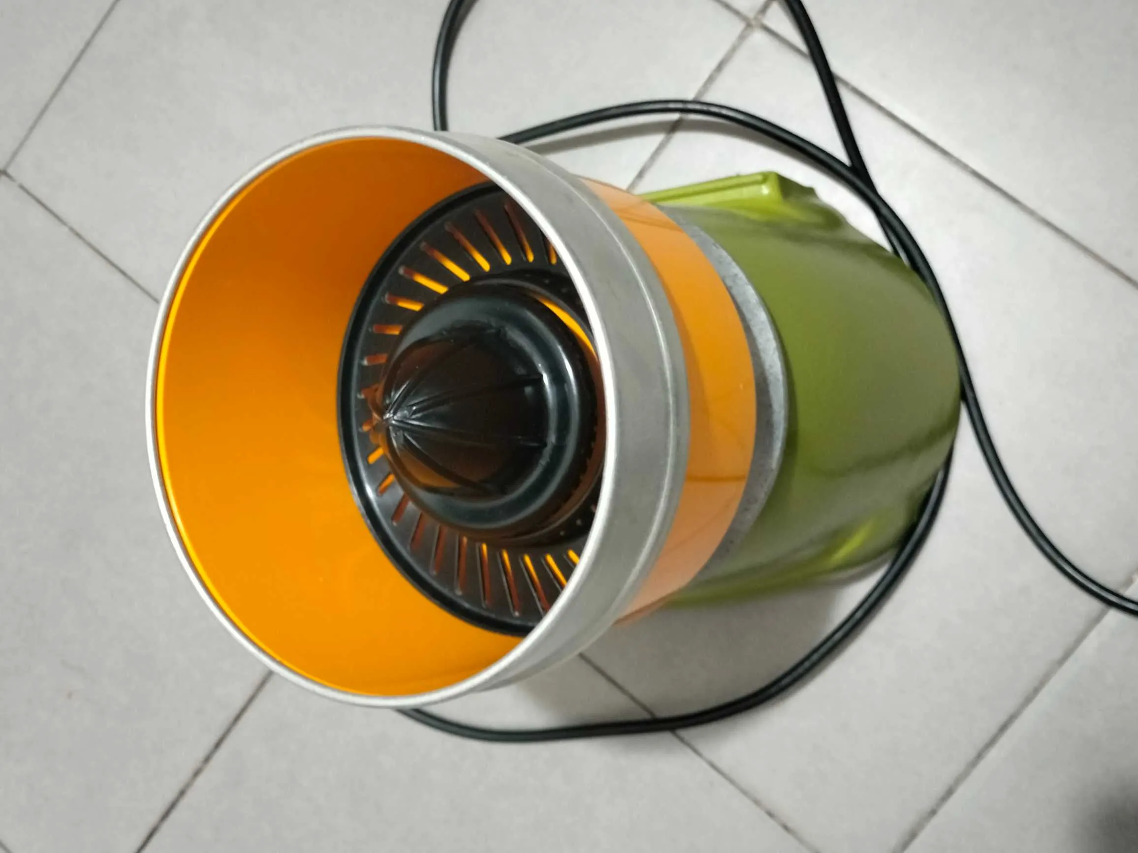 Presse agrumes SANTOS