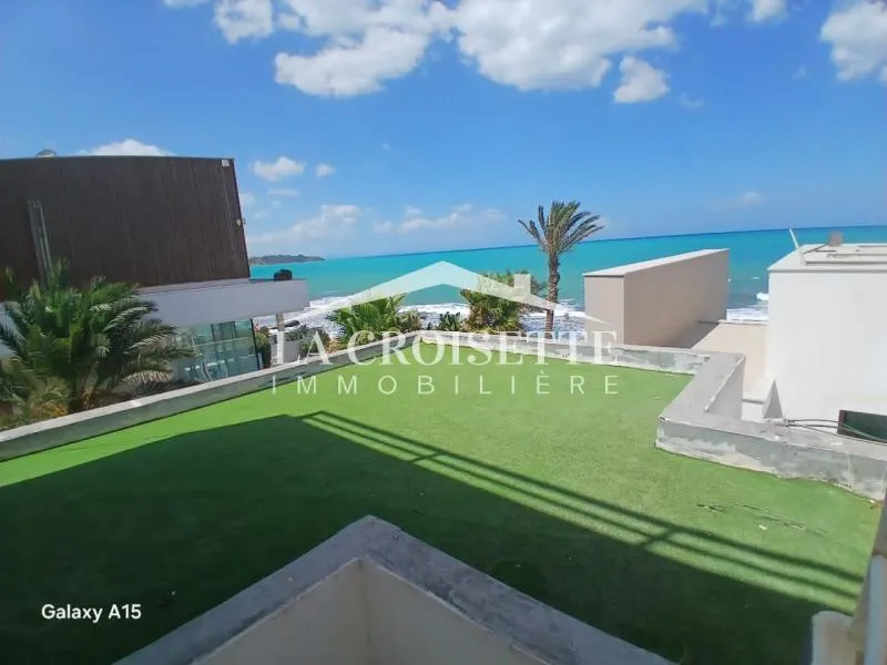 Etage de villa s2 vue sur mer à La Marsa ZEL0545