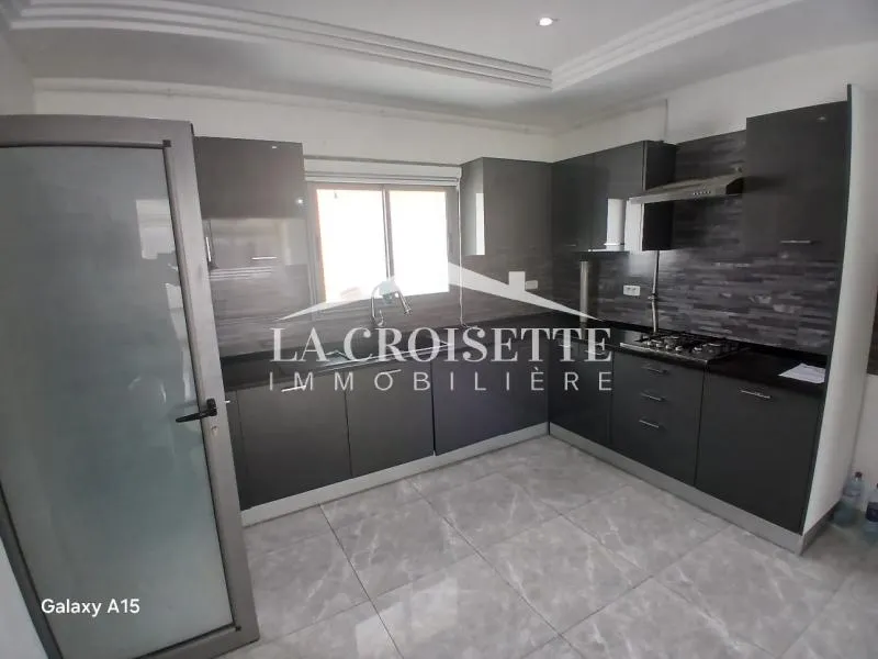 Etage de villa s2 vue sur mer à La Marsa ZEL0545