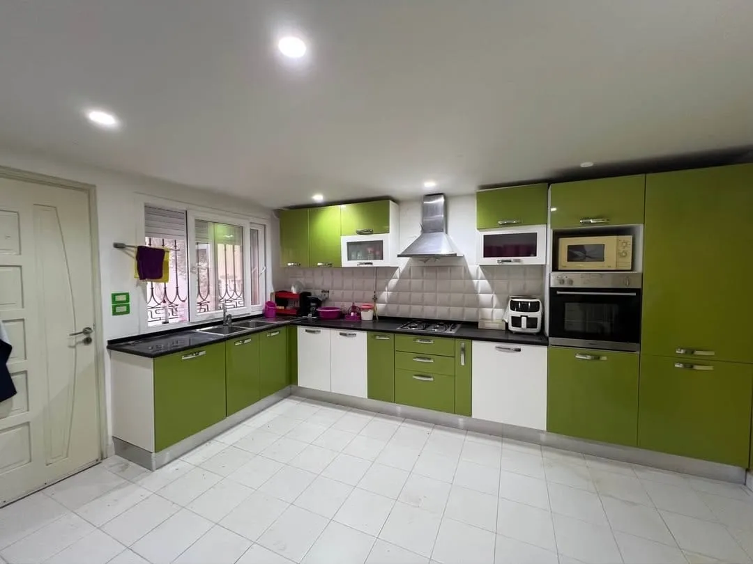A vendre des villa haut standing à Sahloul 4