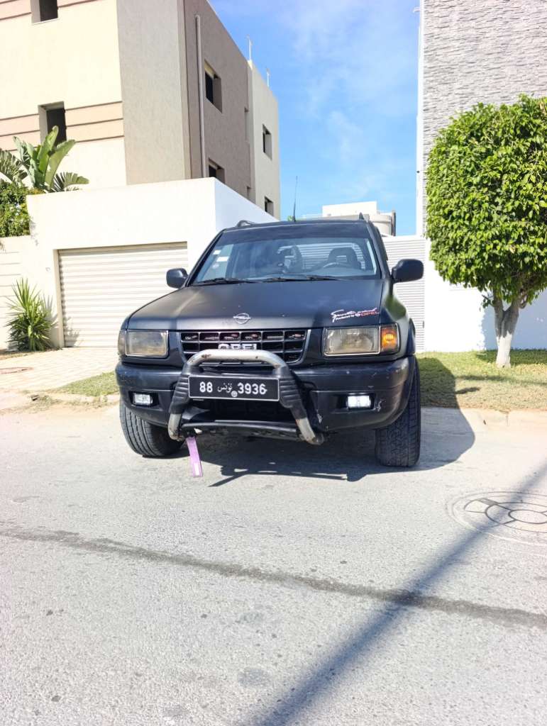 A vendre Opel frontera 4*4 moteur Isuzu tout neuf