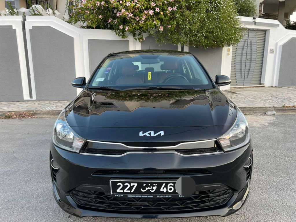 KIA RIO COUPÉ PREMIÈRE MAIN EN EXCELLENT ÉTAT 