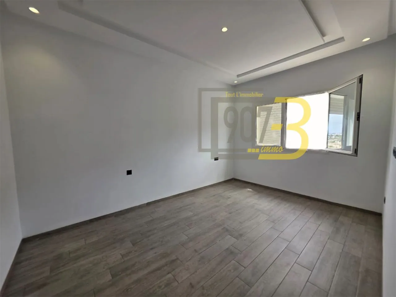 À Louer un bel appartement S+1 à Soukra