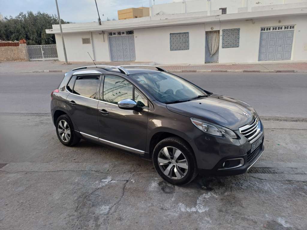 Voiture peugeot 2008