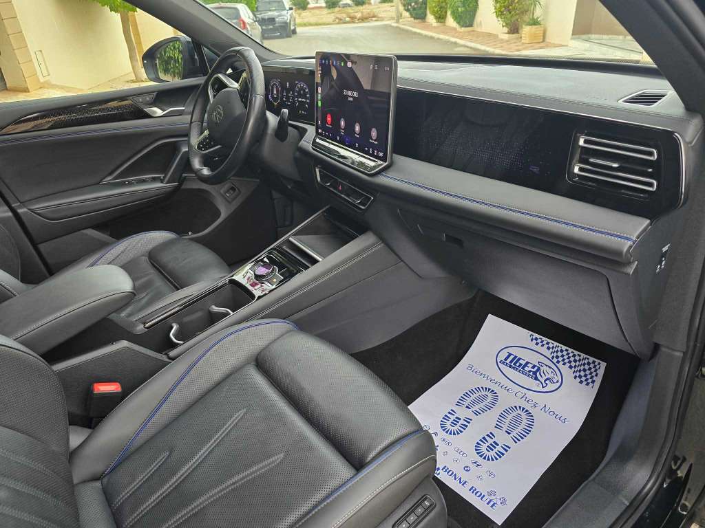 🚘 Volkswagen Tiguan R Line 2024 40.000km 🚘
          🔁 on accepte l échange des voitures
      