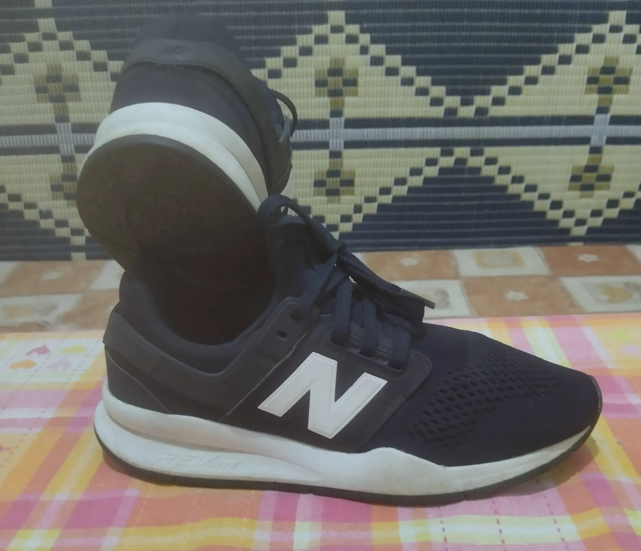 Basket new Balance 247 neuf original 