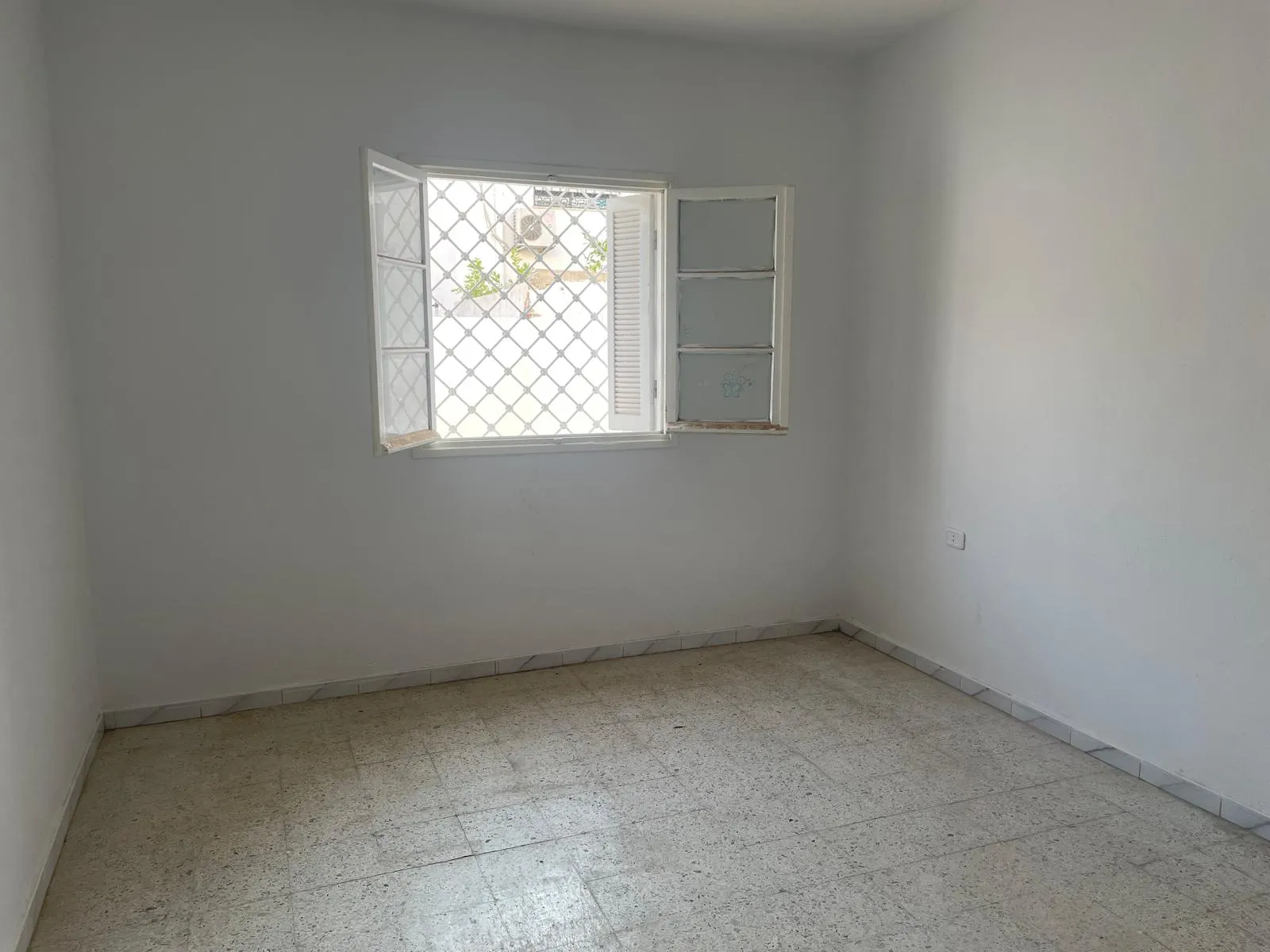 A louer deux niveaux indépendants à Ibn Sina