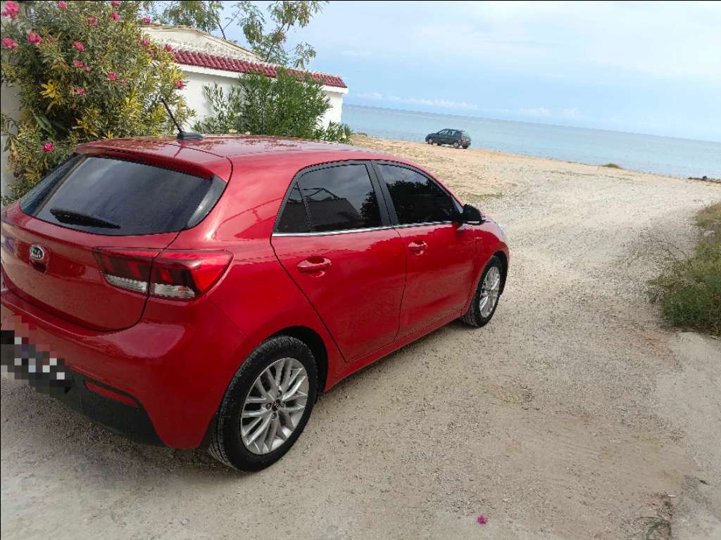 À VENDRE KIA RIO PRESTIGE