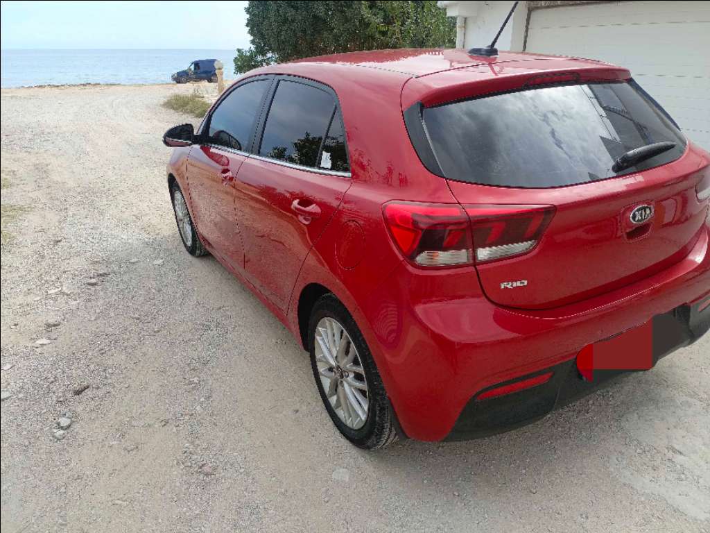 À VENDRE KIA RIO PRESTIGE