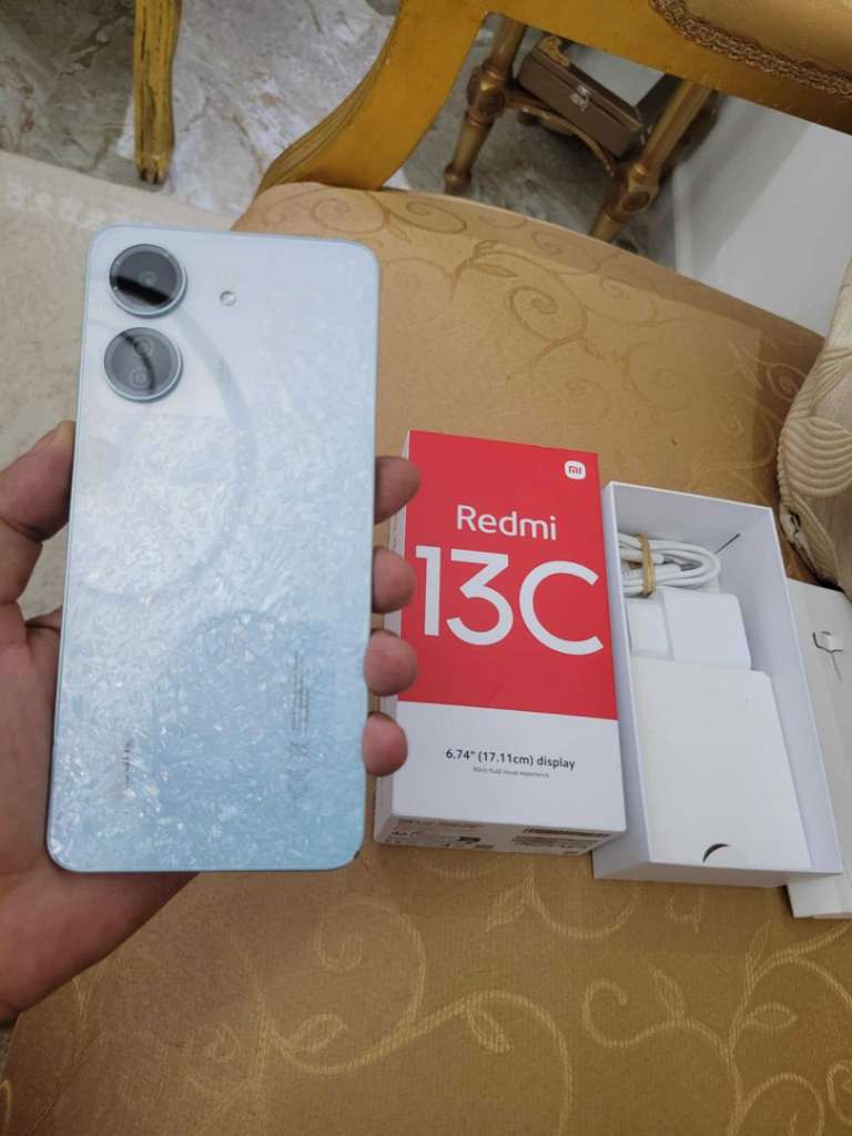 redmi 13c ram 6g+2 stockage 128g