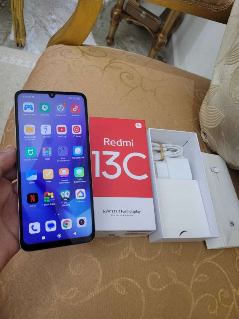 redmi 13c ram 6g+2 stockage 128g
