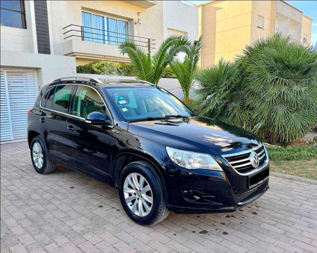 VOLKSWAGEN TIGUAN 4-MOTION