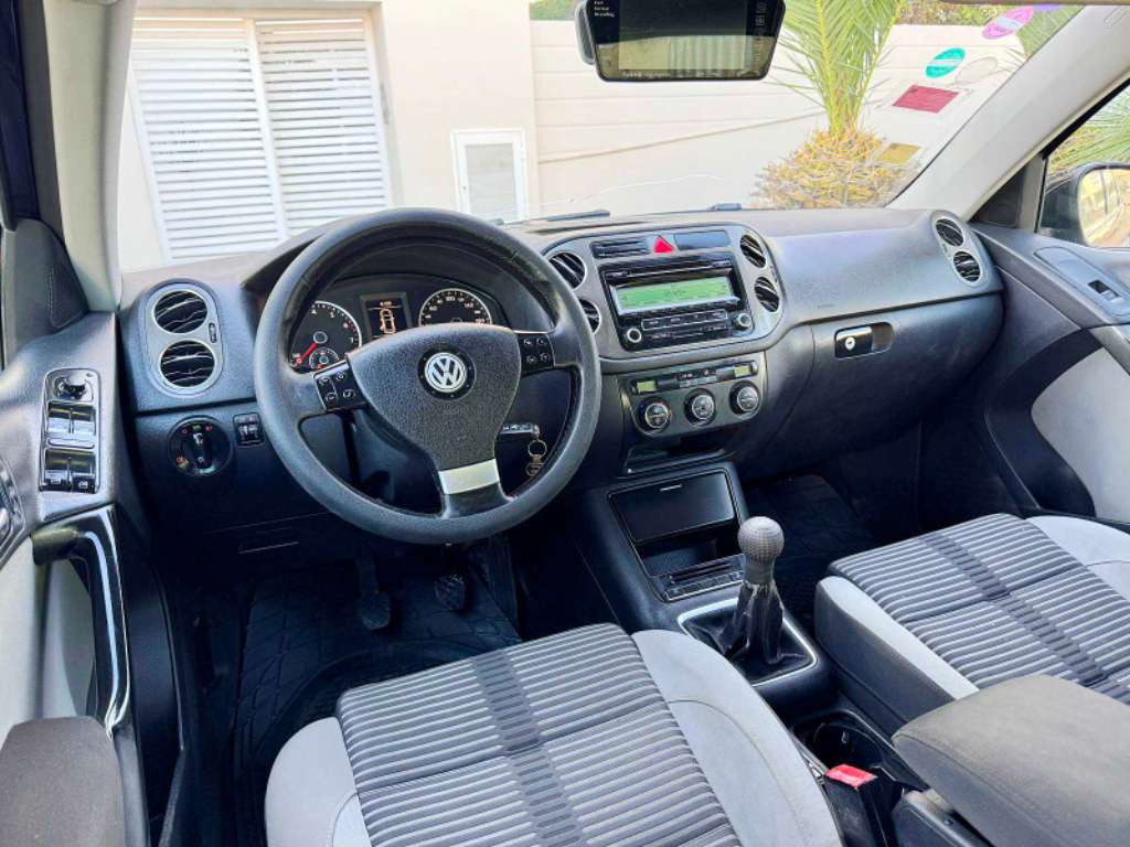 VOLKSWAGEN TIGUAN 4-MOTION