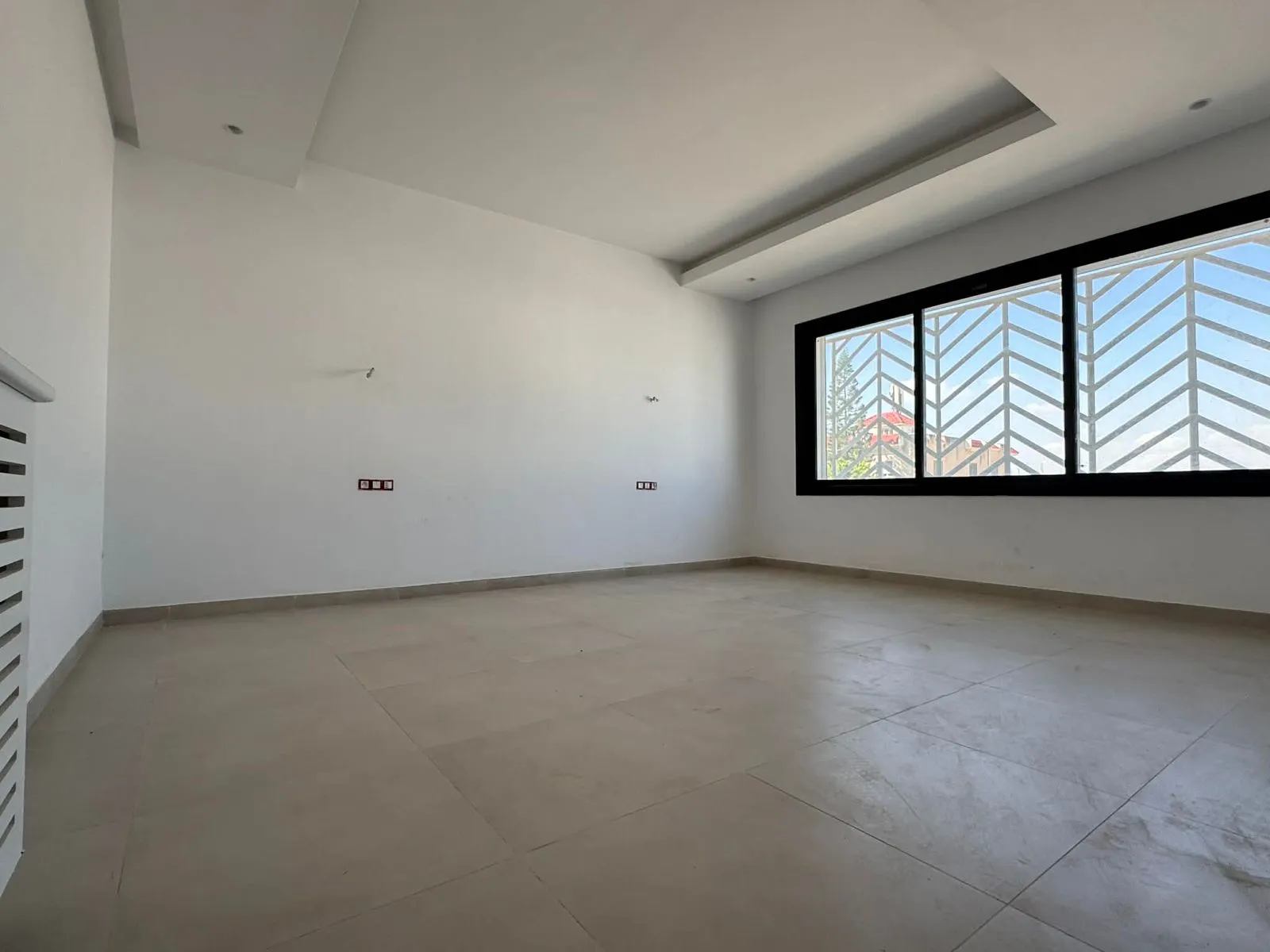  ALouer Une Villa Jamais Habité à Menzah 9C