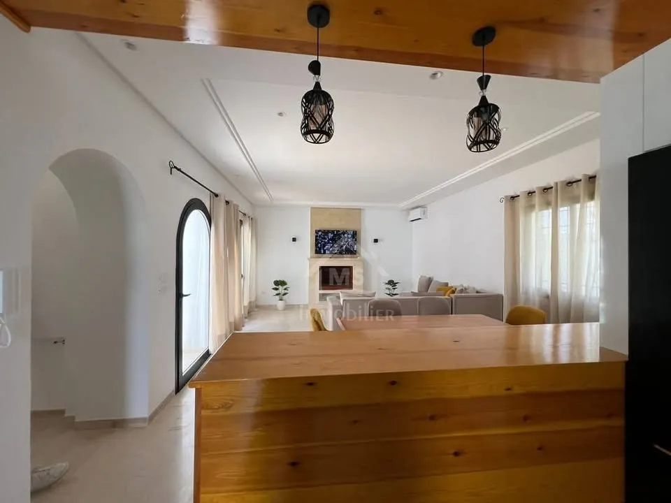 Une villa toute neuve avec piscine à vendre à Hammamet Sud 51355351