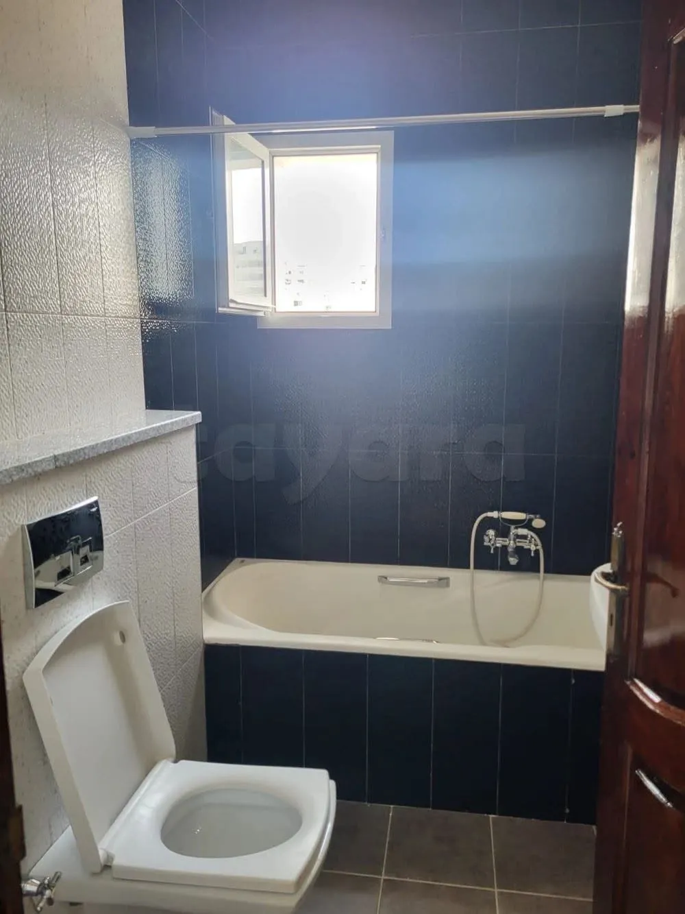 appartement dans une petite immeuble