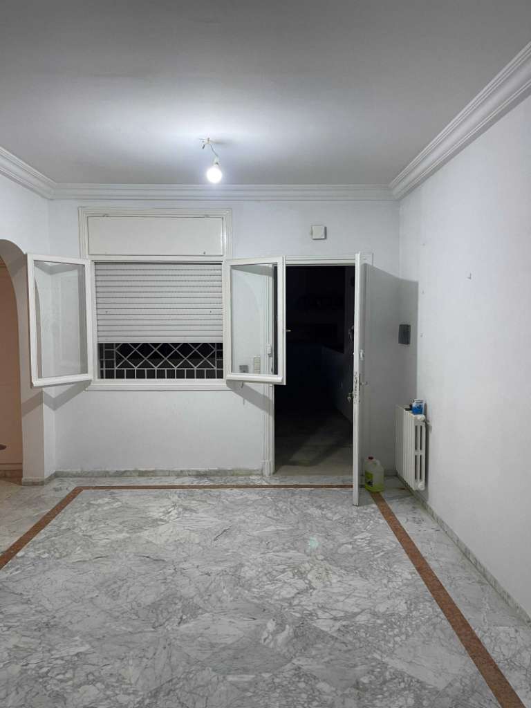 Un bel apt Ennasr 2 