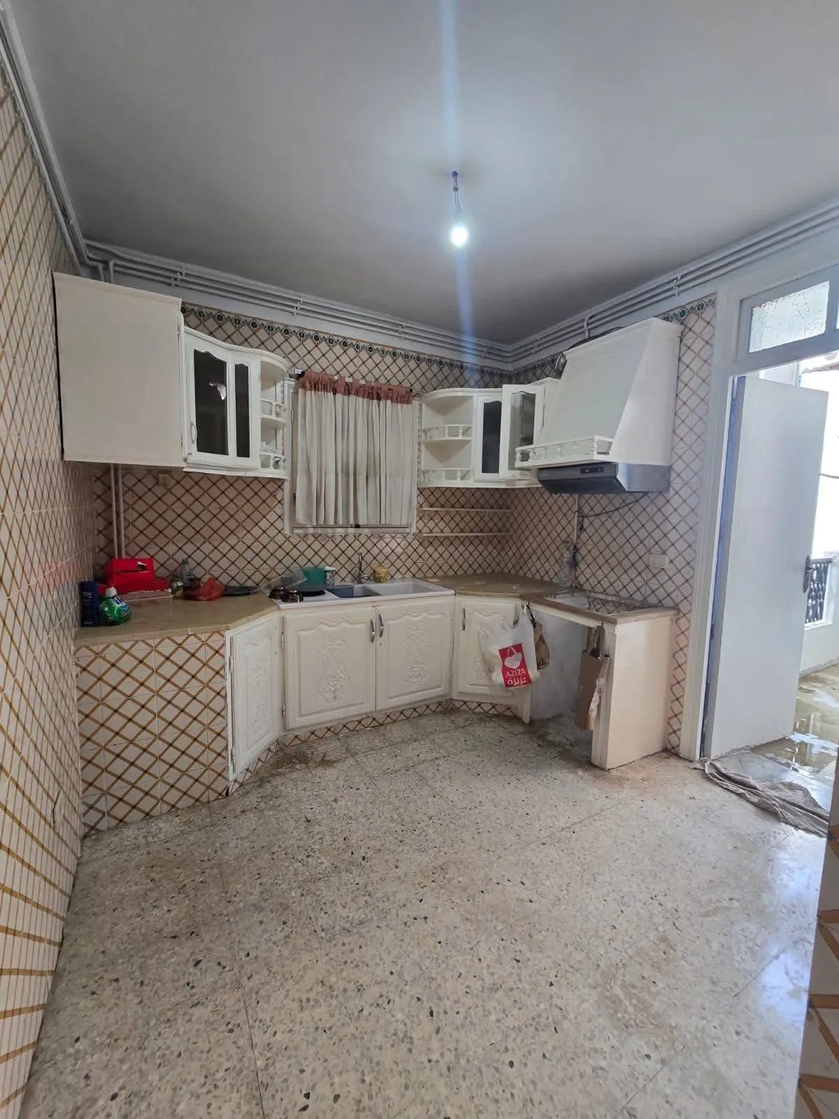 Appartement S+3 En Vente à Khezema Est