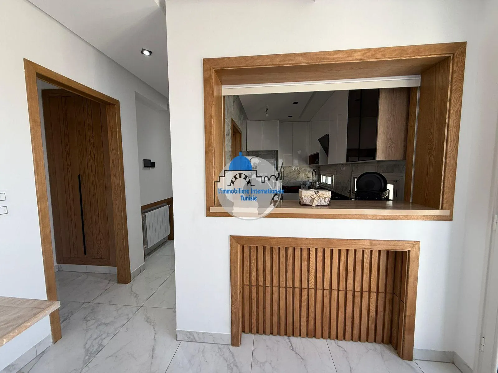 Location annuelle S+1 meublé avec place de parking à Sahloul 4