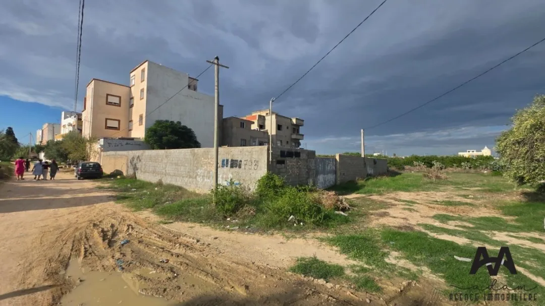 Terrain Constructible de 375 m² à Vendre – Béni Khiar
