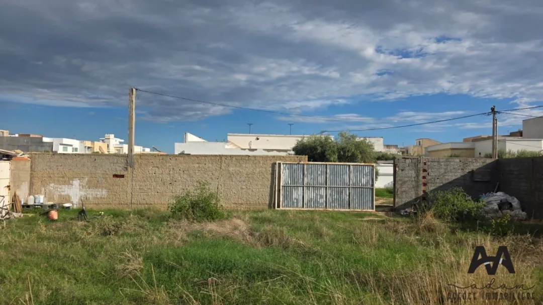 Terrain Constructible de 375 m² à Vendre – Béni Khiar