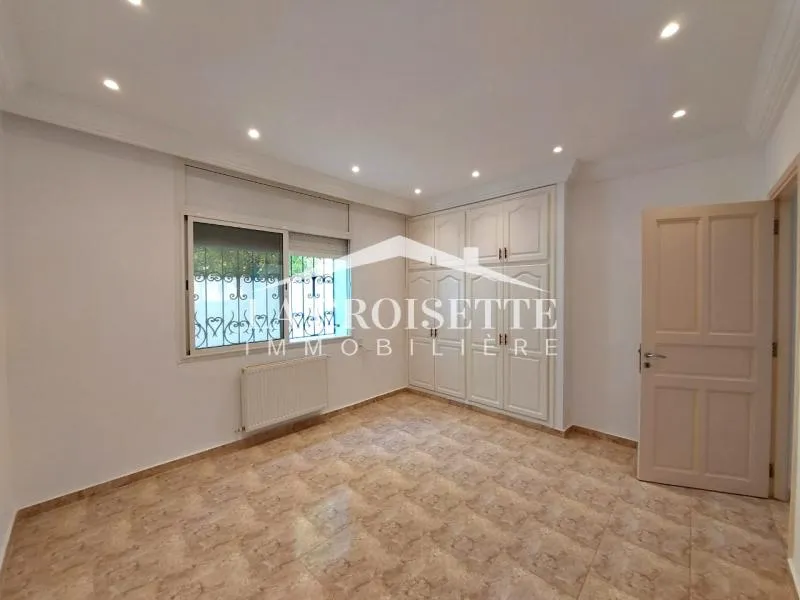 Appartement s3 avec jardin à Gammarth ZAL1805