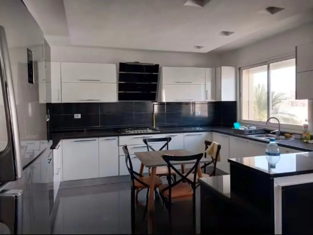 Villa  Prestigieuse à zone touristique Sousse