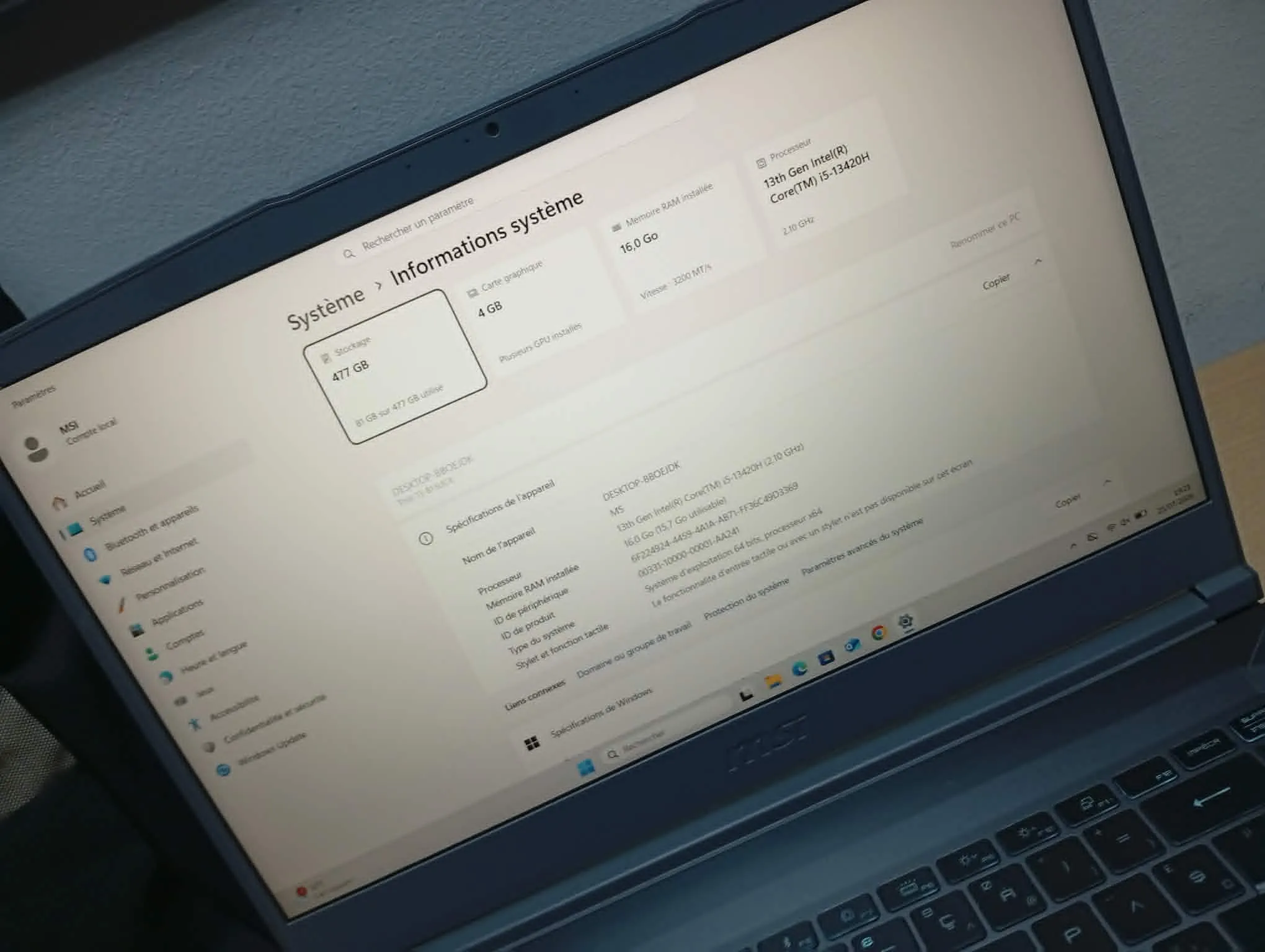 Msi Thin 15 B13UCX FHD  i5-13620H / RTX 2050- 4Go  / 16 Go / 512 SSD